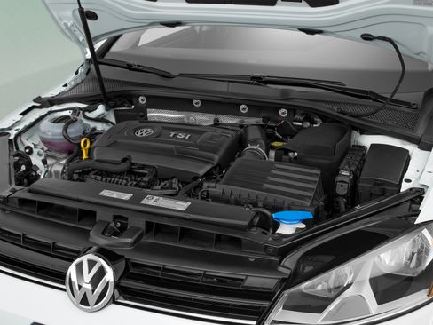 Used 2016 Volkswagen Golf SE FWD image 15