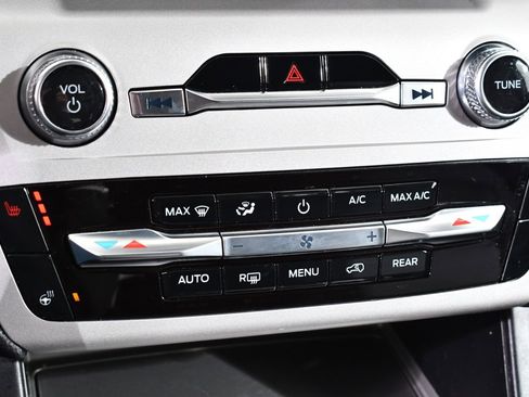 Used 2023 Ford Explorer XLT w/ Equipment Group 202A image 30