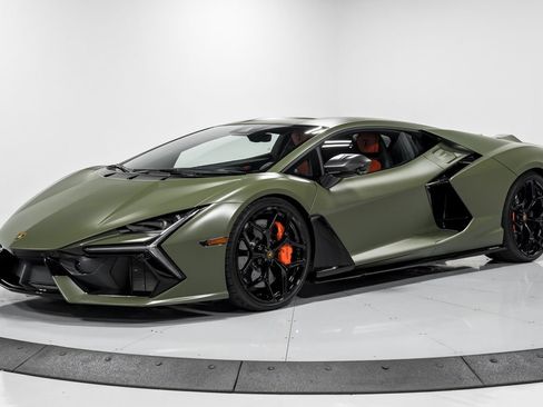 Used 2024 Lamborghini Revuelto AWD/4WD image 7