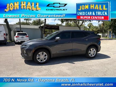 Used 2022 Chevrolet Blazer LT FWD image 3