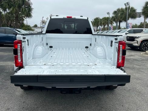 Used 2024 Ford F350 Lariat w/ FX4 Off-Road Package AWD/4WD image 11
