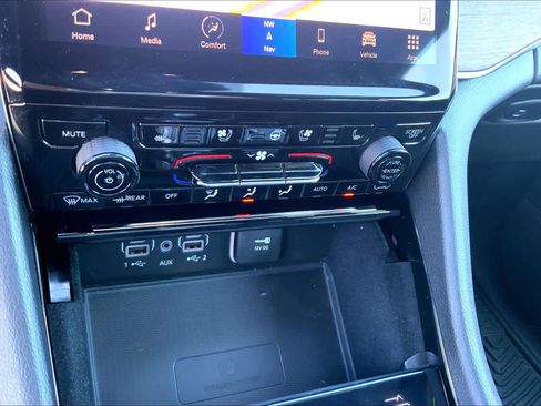 Used 2022 Jeep Grand Cherokee Summit w/ MOPAR Finishing Package AWD/4WD image 31