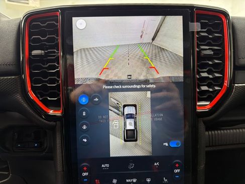 New 2025 Ford Ranger Raptor image 25