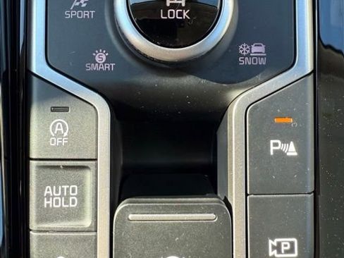 Used 2025 Kia Sorento SX image 50