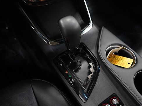 Used 2015 Toyota Avalon XLE Touring FWD image 22