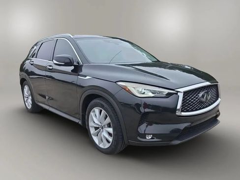 Used 2019 INFINITI QX50 Essential w/ Premium Heat Package AWD/4WD image 3