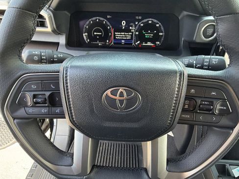 New 2026 Toyota 4Runner Limited image 18