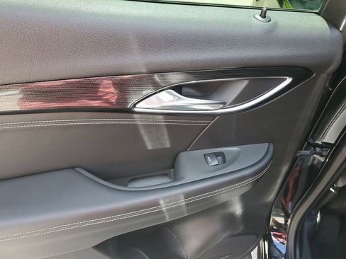Certified 2023 Buick Envision Essence w/ Sport Touring Package FWD image 19