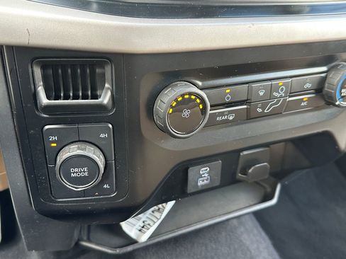 Used 2023 Ford F150 XLT AWD/4WD image 31