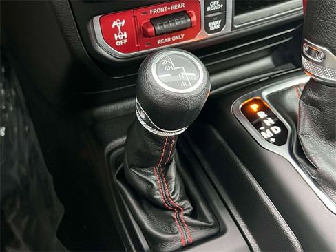 Used 2021 Jeep Wrangler Unlimited Rubicon image 17