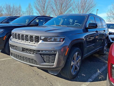 New 2026 Jeep Grand Cherokee L Limited image 1