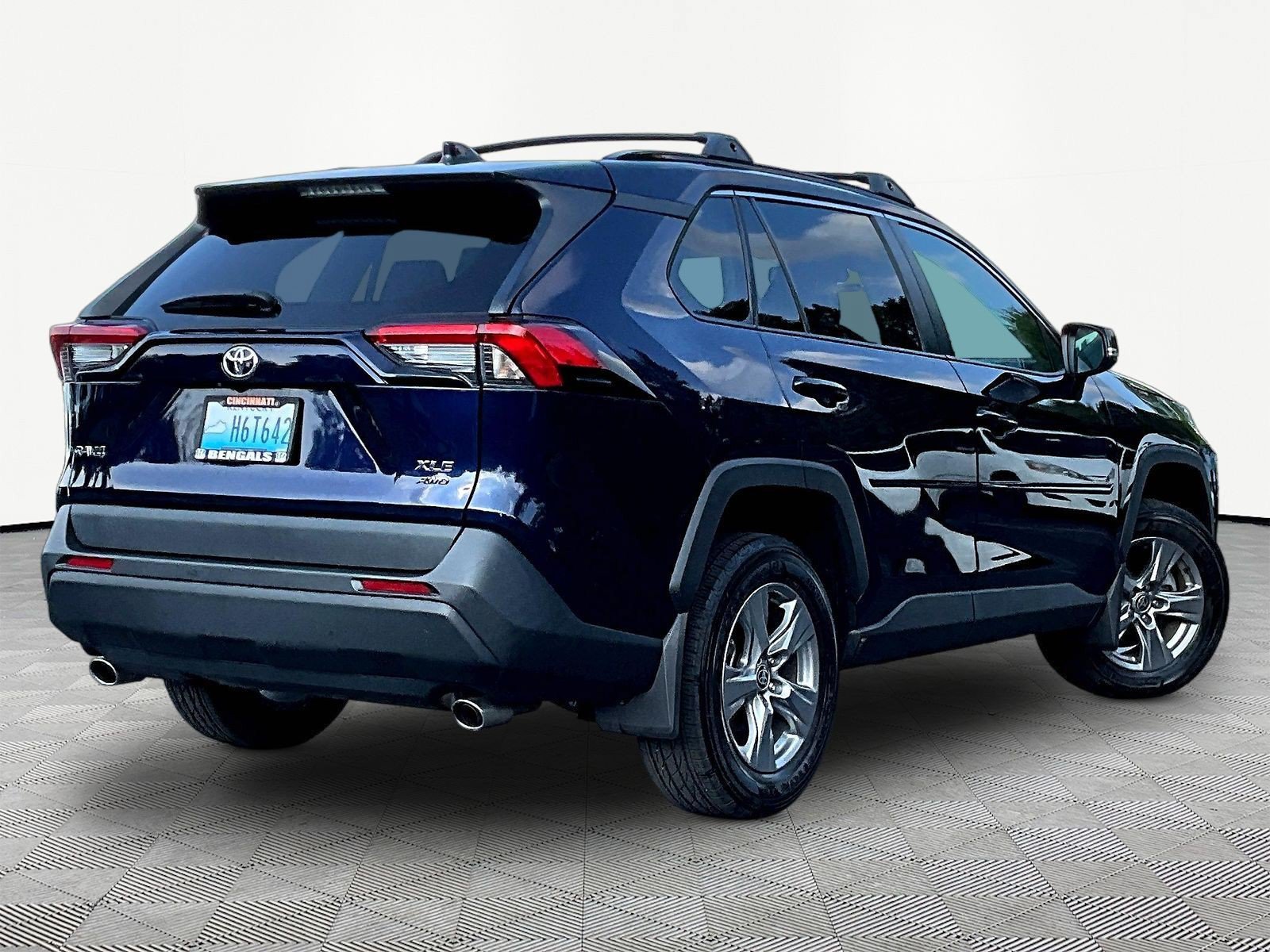 Used 2023 Toyota RAV4 XLE w/ XLE Grade Weather Package AWD/4WD image 6