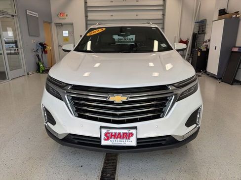 Used 2024 Chevrolet Equinox Premier AWD/4WD image 4