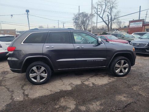 Used 2015 Jeep Grand Cherokee Overland AWD/4WD image 10