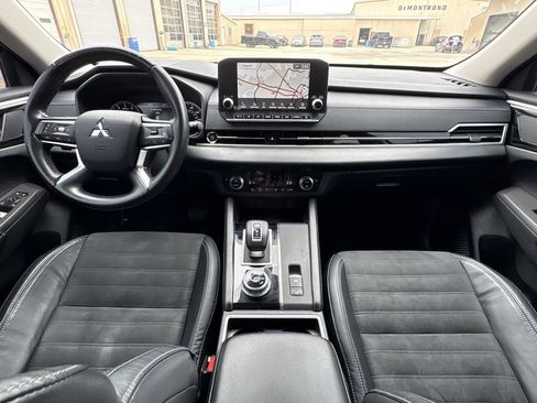 Used 2022 Mitsubishi Outlander SE FWD image 26