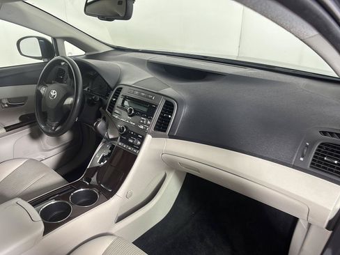 Used 2009 Toyota Venza AWD image 21