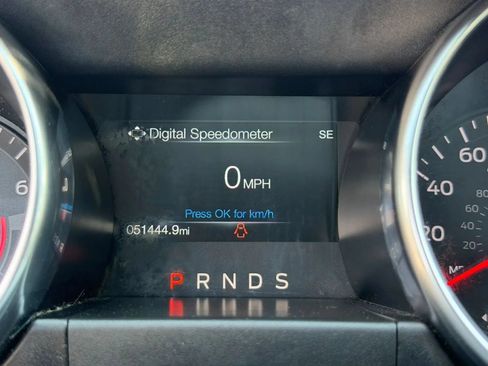 Used 2018 Ford Mustang Coupe RWD image 14