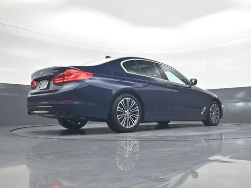 Used 2019 BMW 540i xDrive image 25