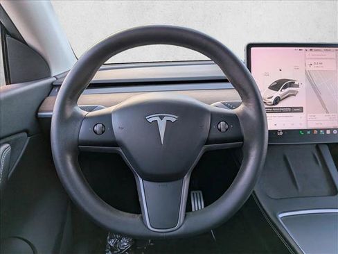 Used 2021 Tesla Model Y Performance AWD/4WD image 14