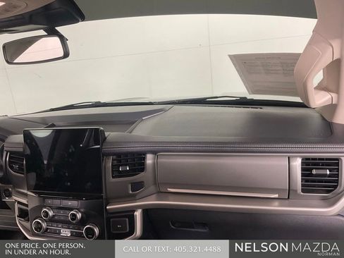 Used 2024 Ford Expedition Max XLT RWD image 36