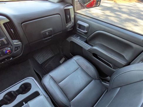 Used 2018 Chevrolet Silverado 1500 LT w/ All Star Edition image 17