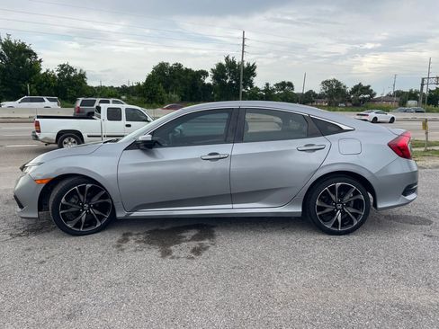 Used 2019 Honda Civic Sport image 4
