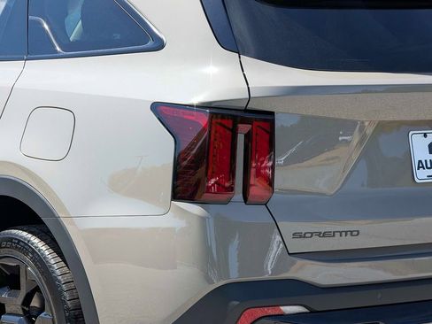New 2026 Kia Sorento X-Line EX AWD/4WD image 11
