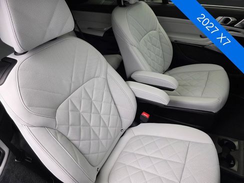 Used 2027 BMW X7 xDrive40i w/ Executive Package AWD/4WD image 31