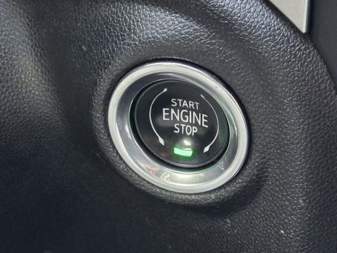 Used 2019 Chevrolet Silverado 1500 LTZ w/ LTZ Texas Edition image 18