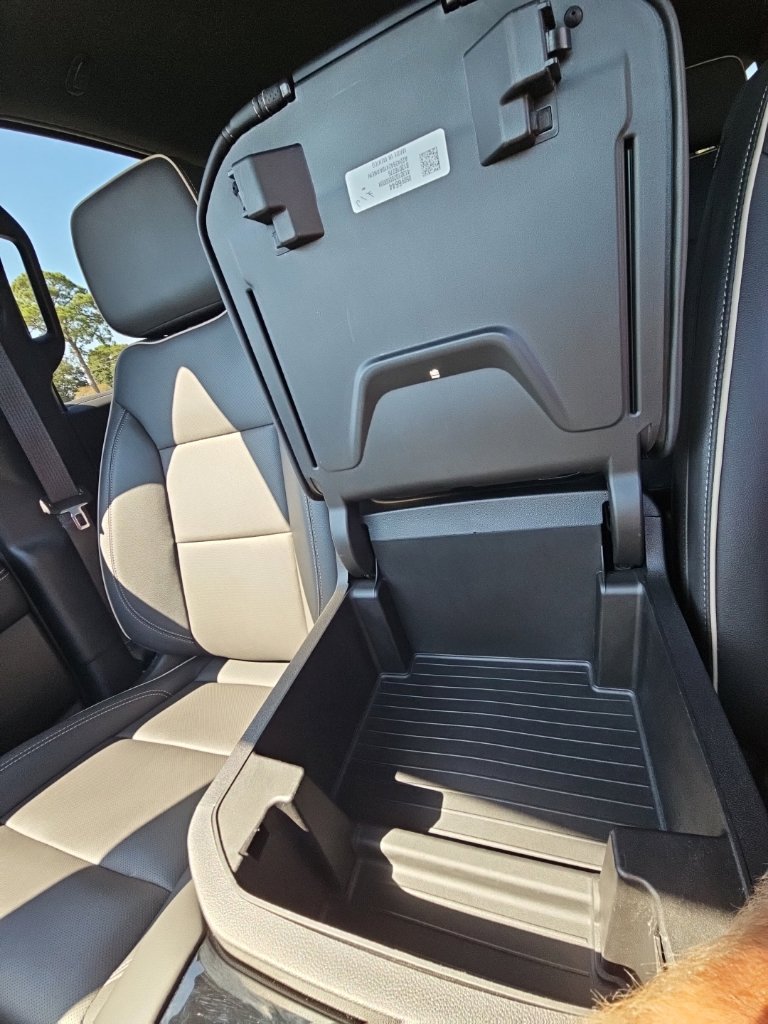 Used 2025 GMC Yukon XL Elevation AWD/4WD image 36