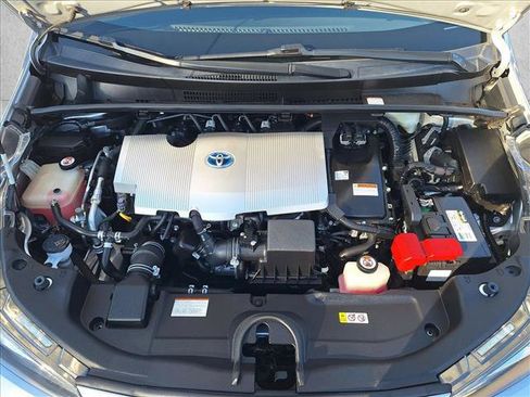 Certified 2019 Toyota Prius LE image 22