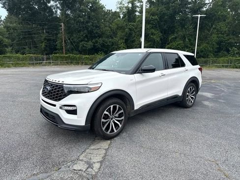 Used 2022 Ford Explorer ST-Line w/ Class IV Trailer Tow Package RWD image 9