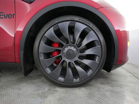 Used 2024 Tesla Model Y Performance AWD/4WD image 20