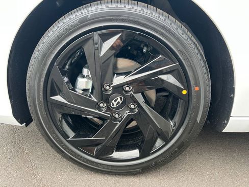 New 2026 Hyundai Elantra SEL Sport Premium FWD image 12