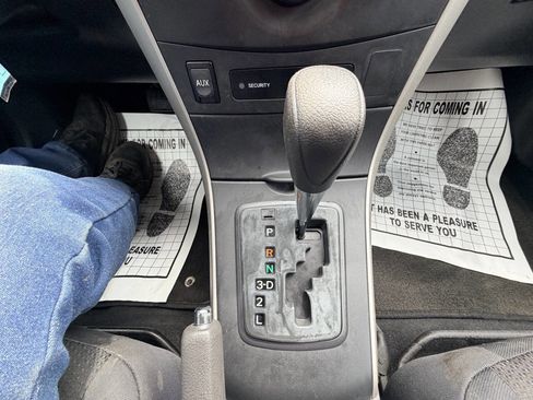 Used 2009 Toyota Corolla S image 10