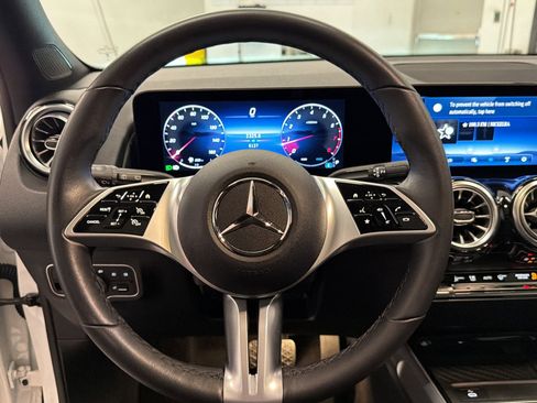Certified 2026 Mercedes-Benz GLB 250 image 14