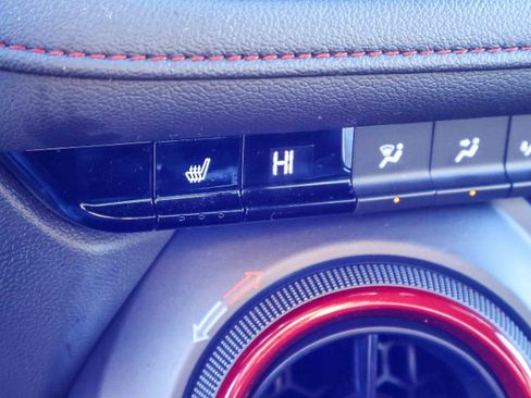 Used 2023 Chevrolet Blazer RS image 7