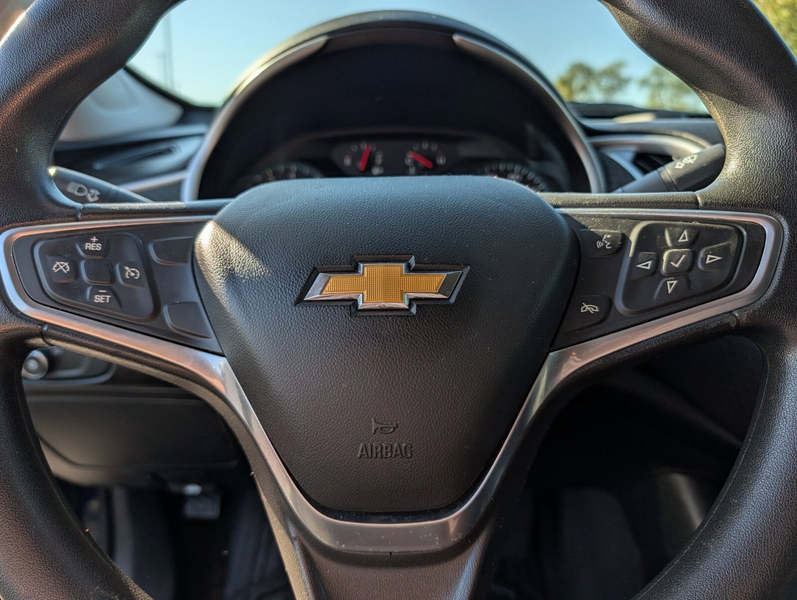 Used 2018 Chevrolet Malibu LS FWD image 24