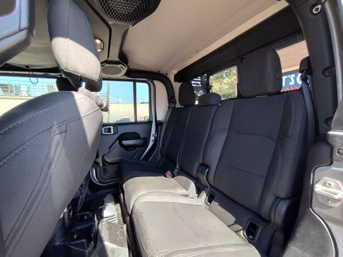 Used 2020 Jeep Gladiator Sport w/ Quick Order Package 24S AWD/4WD image 34