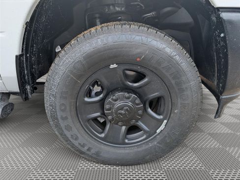 New 2026 RAM 3500 Tradesman AWD/4WD image 5