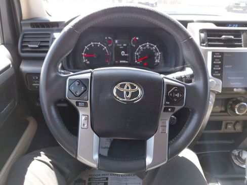 Certified 2022 Toyota 4Runner SR5 Premium AWD/4WD image 36