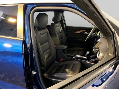 Used 2022 Chevrolet TrailBlazer ACTIV w/ Technology Package AWD/4WD image 8