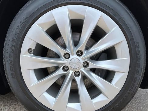 Used 2018 Tesla Model X 100D AWD/4WD image 14