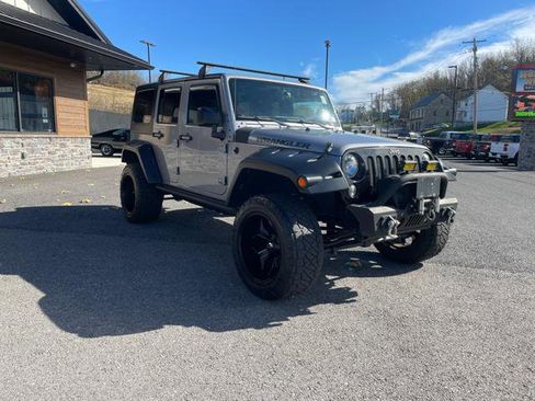 Used 2016 Jeep Wrangler Unlimited Sport image 10