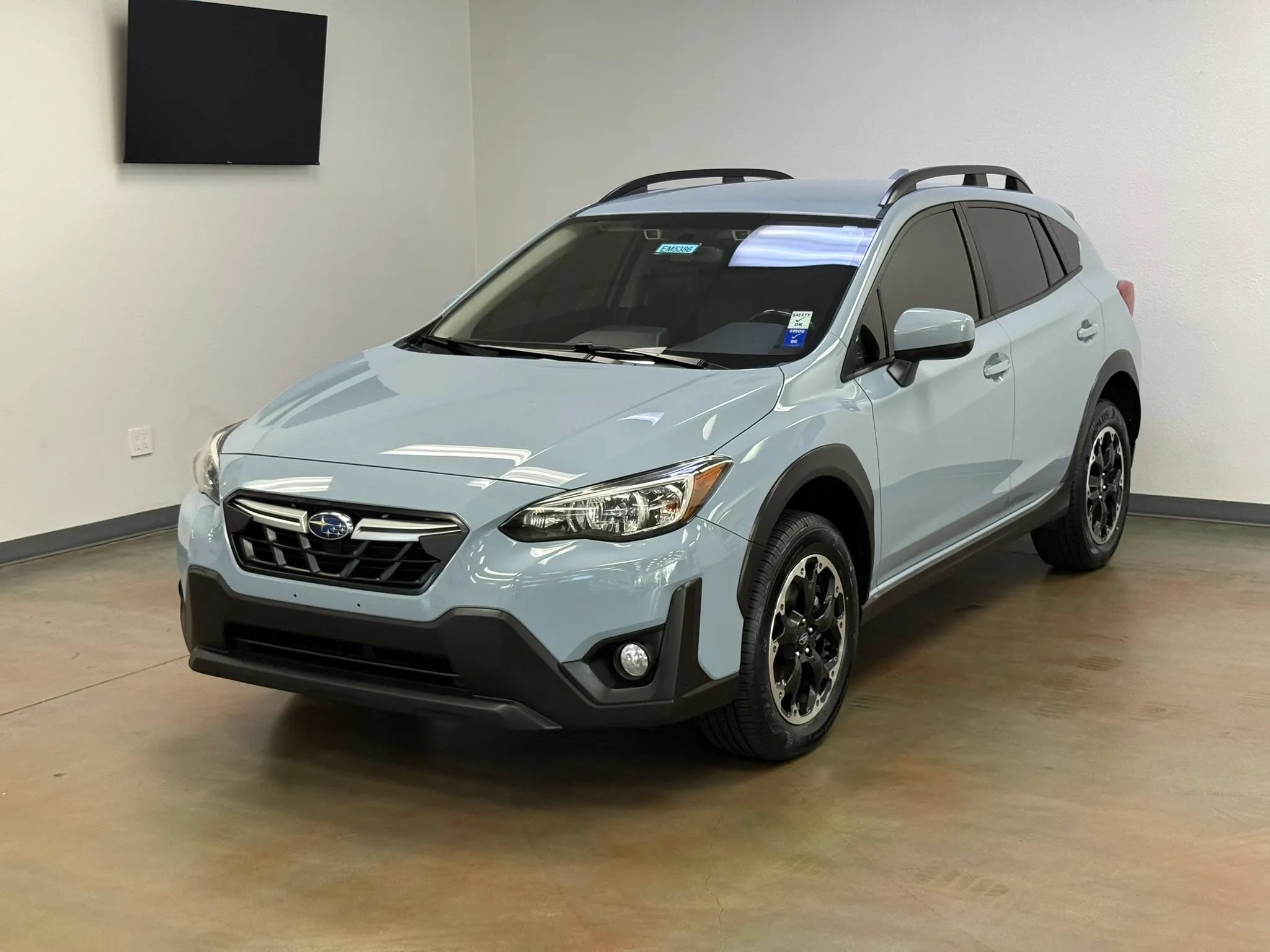 Used 2023 Subaru Crosstrek 2.0i Premium AWD/4WD image 4