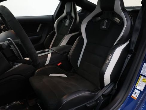 Used 2022 Ford Mustang Shelby GT500 w/ Carbon Fiber Track Pack image 77