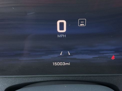 Used 2025 Chevrolet Traverse LT w/ Midnight/Sport Edition FWD image 15