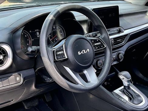 Used 2024 Kia Forte LXS FWD image 18