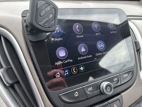 Used 2022 Chevrolet Malibu LS FWD image 21