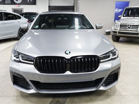 Used 2023 BMW M550i xDrive w/ Executive Package AWD/4WD image 8